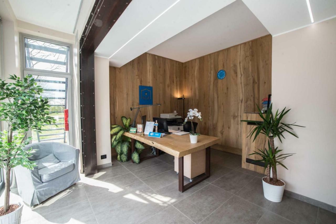 Blue Hotel Suzzara